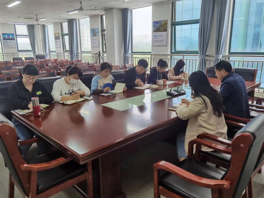 国产成人精品一区二区三区