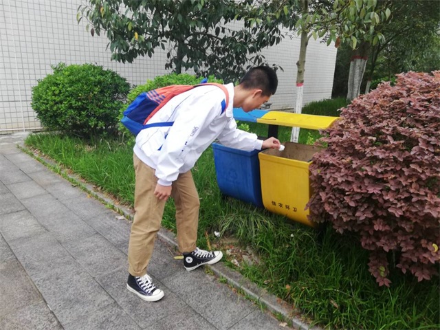 国产成人精品一区二区三区