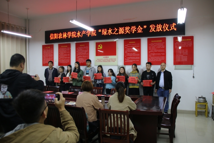 国产成人精品一区二区三区