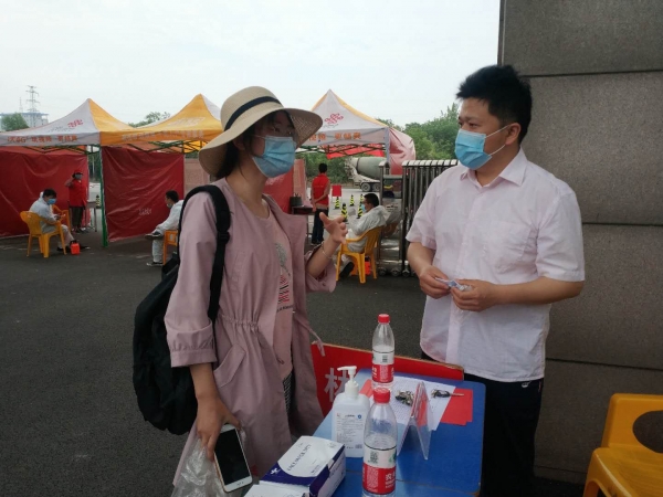 国产成人精品一区二区三区