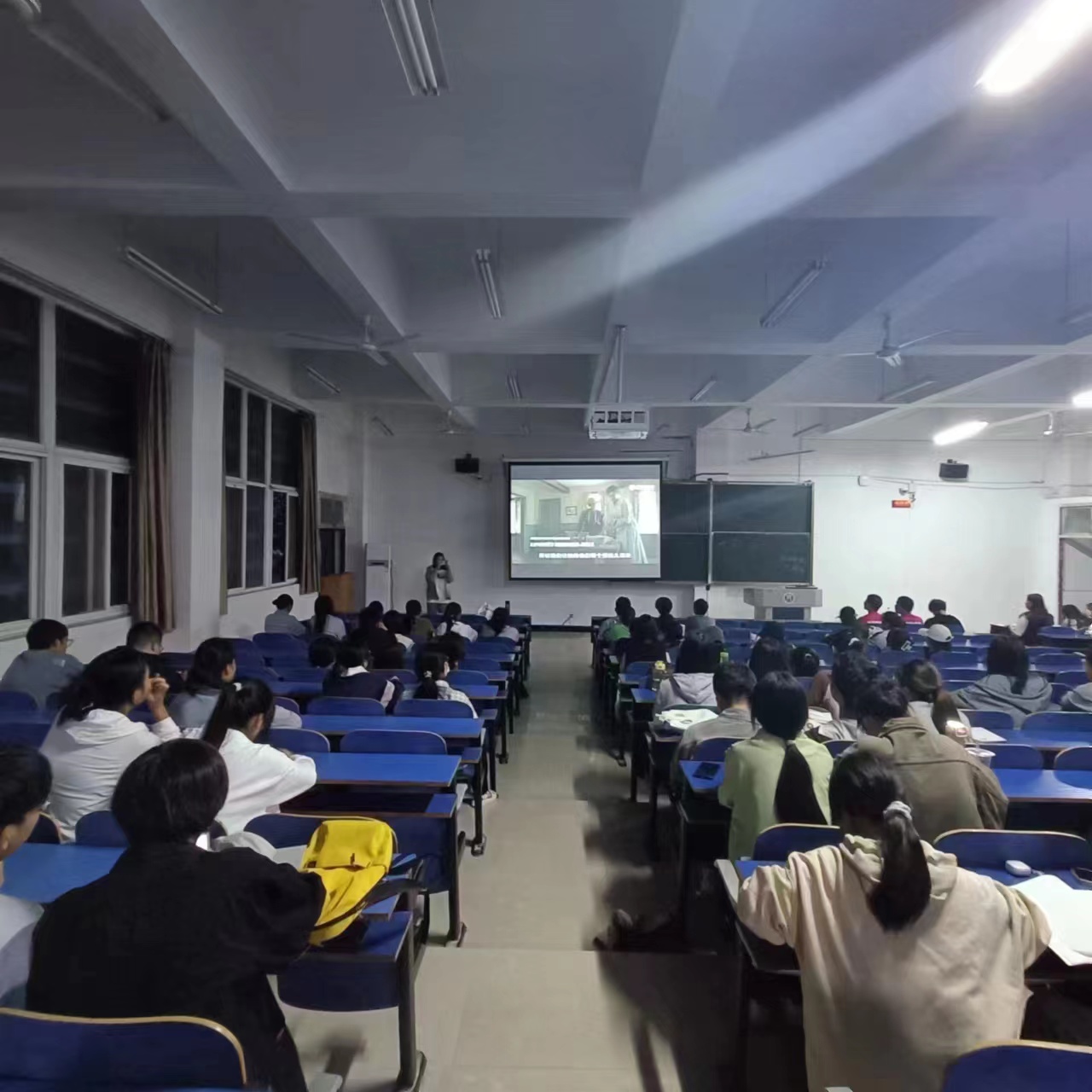 国产成人精品一区二区三区