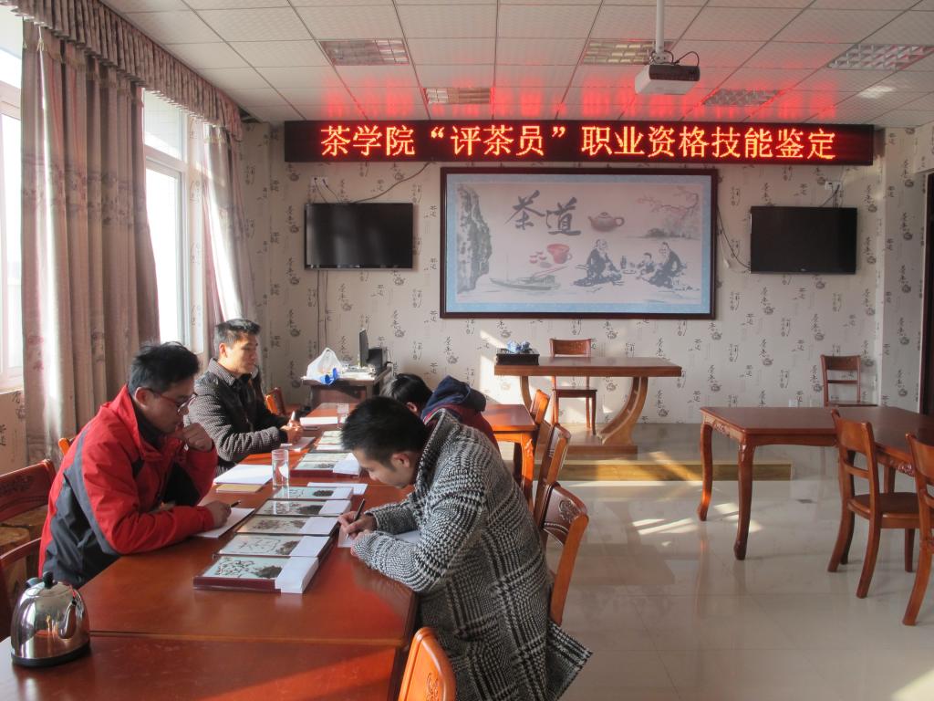 国产成人精品一区二区三区