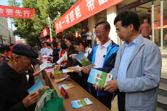 国产成人精品一区二区三区