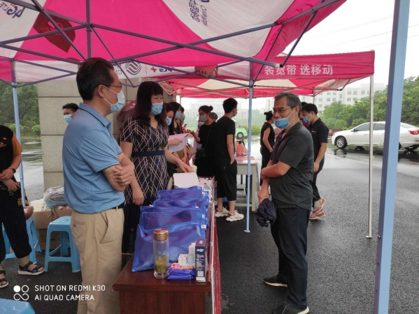 国产成人精品一区二区三区