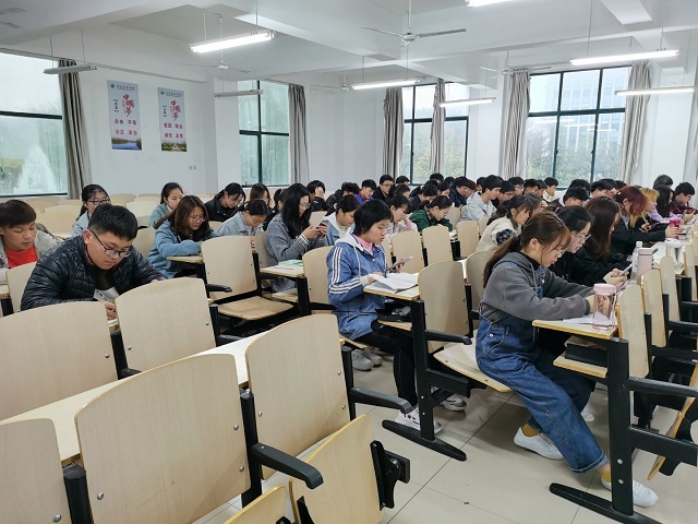 国产成人精品一区二区三区