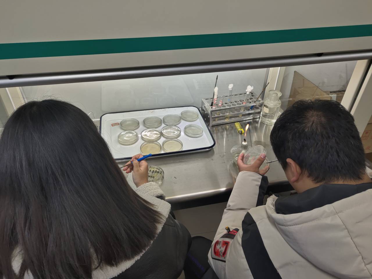 国产成人精品一区二区三区