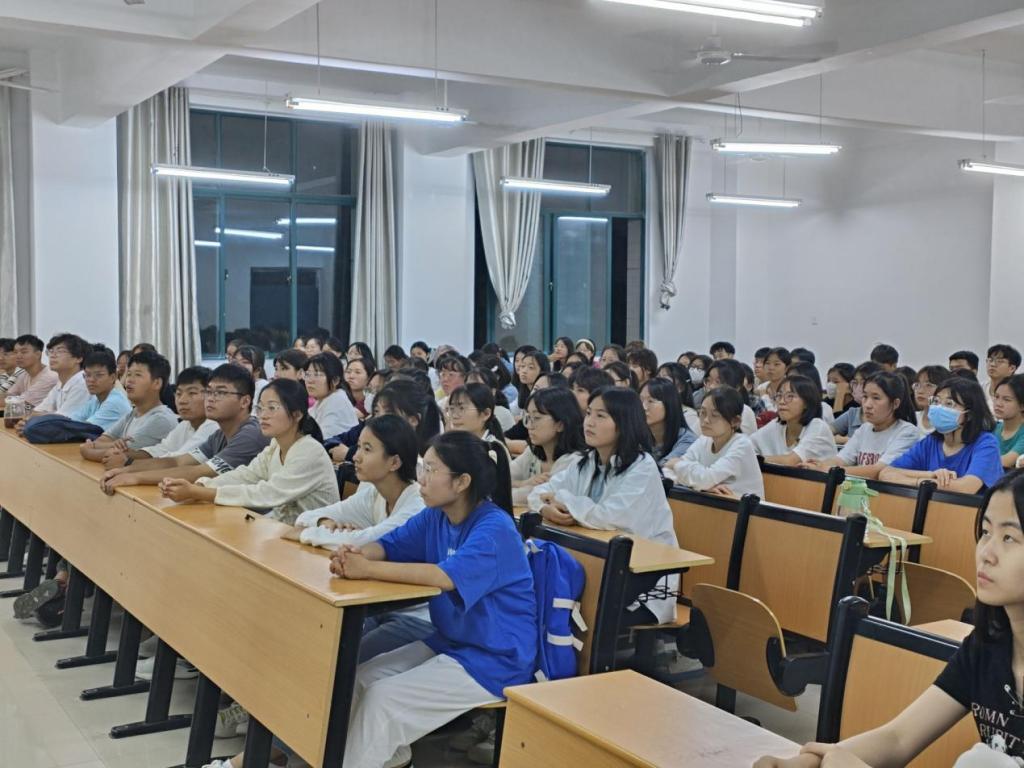 国产成人精品一区二区三区