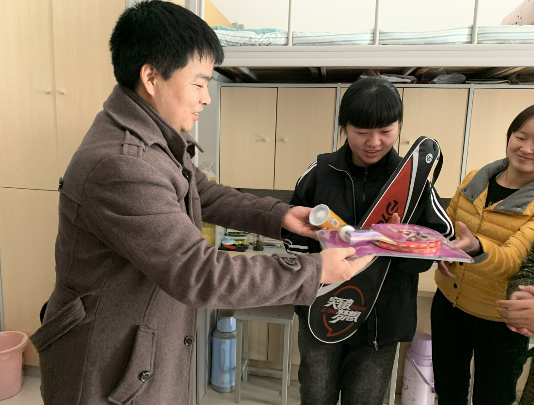 国产成人精品一区二区三区