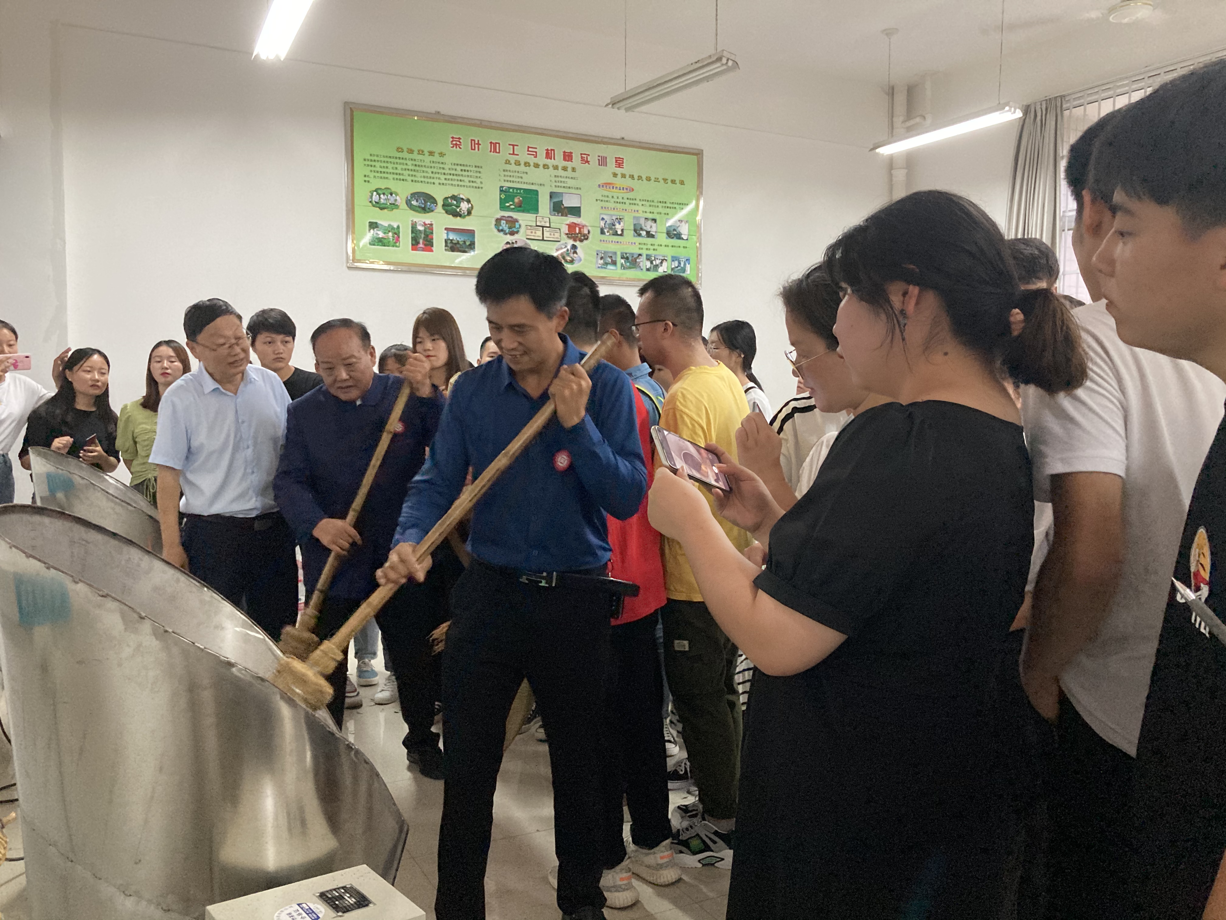 国产成人精品一区二区三区