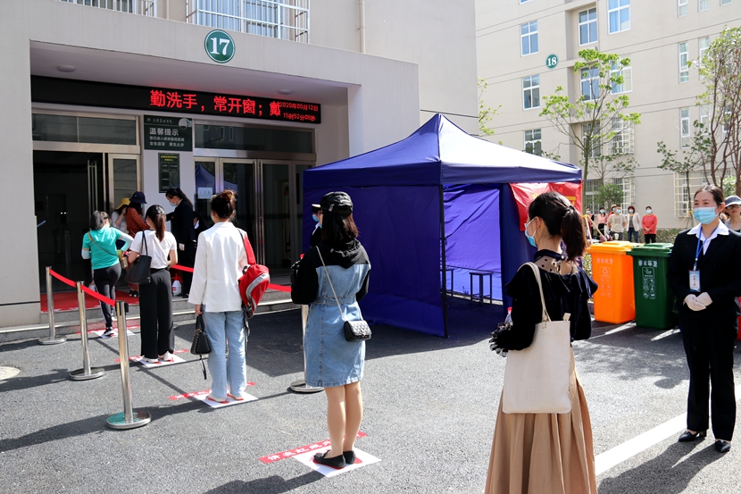 国产成人精品一区二区三区