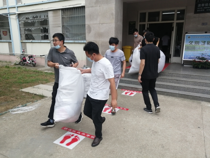 国产成人精品一区二区三区