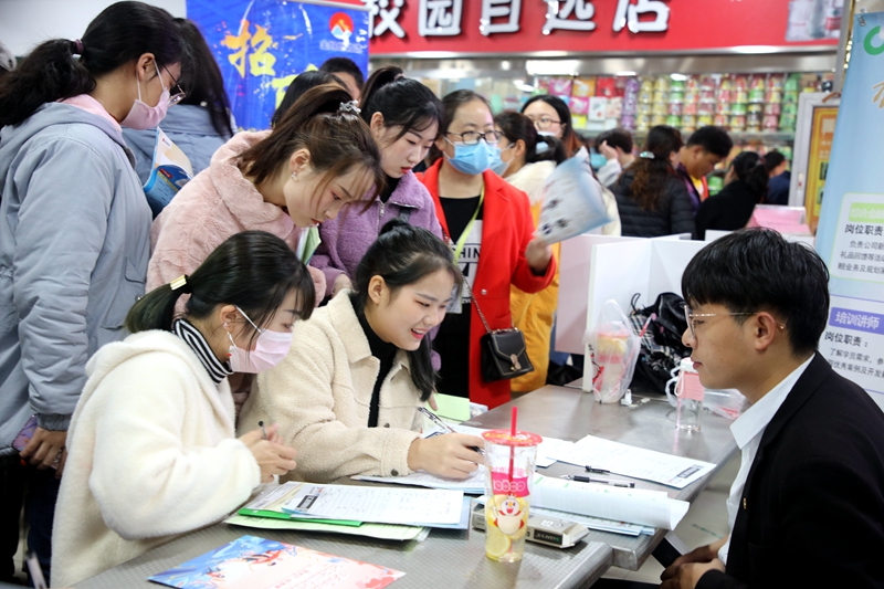 国产成人精品一区二区三区
