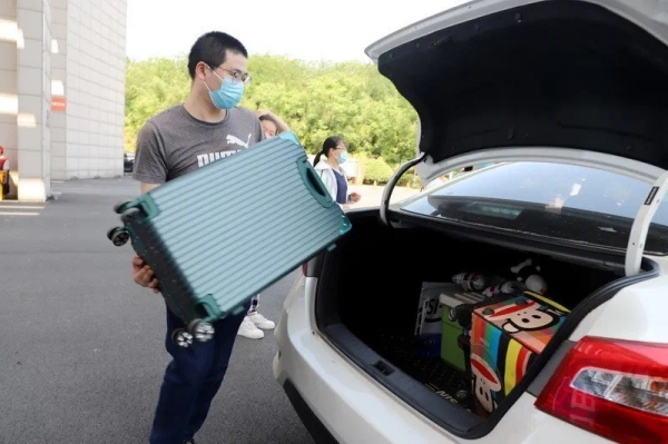 国产成人精品一区二区三区