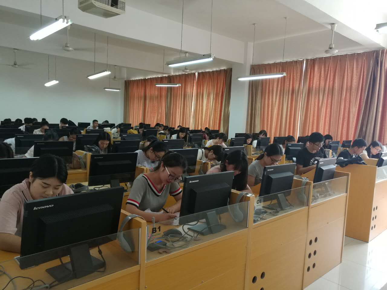 国产成人精品一区二区三区