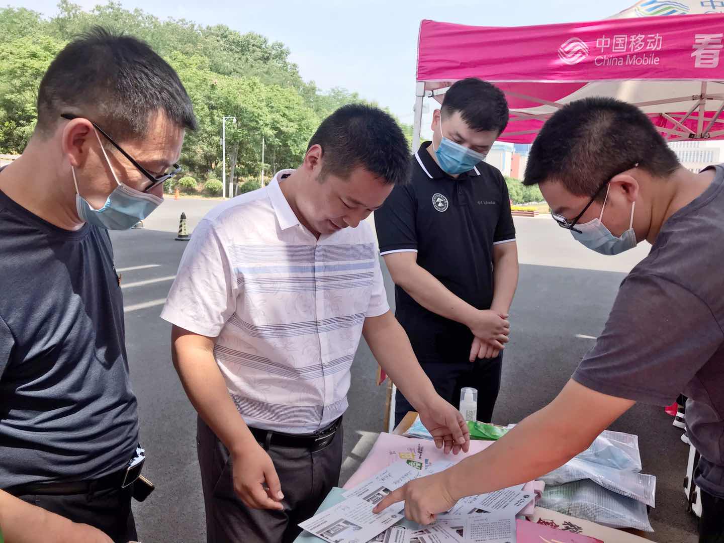 国产成人精品一区二区三区