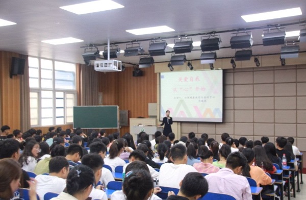 国产成人精品一区二区三区