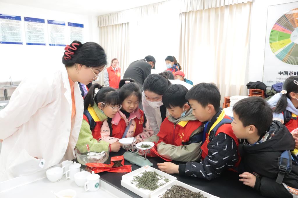 国产成人精品一区二区三区
