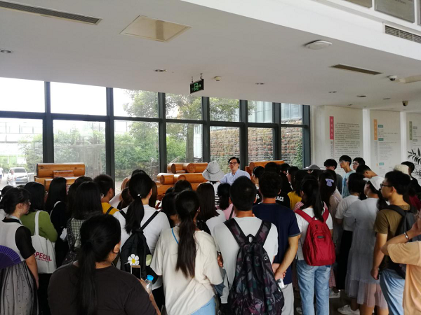 国产成人精品一区二区三区