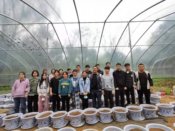 国产成人精品一区二区三区