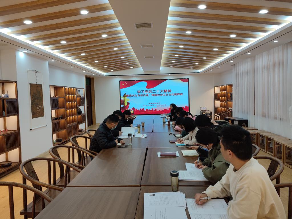 国产成人精品一区二区三区