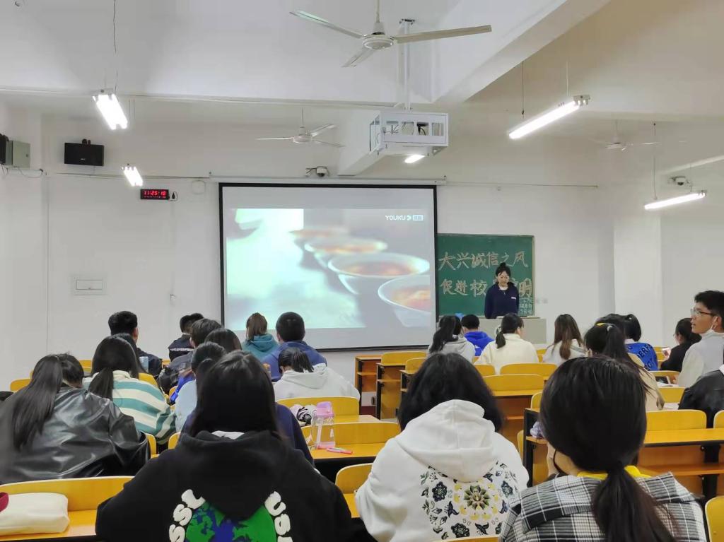 国产成人精品一区二区三区