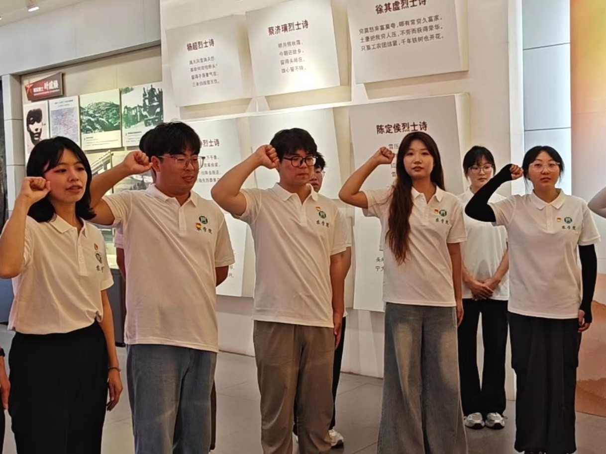 国产成人精品一区二区三区