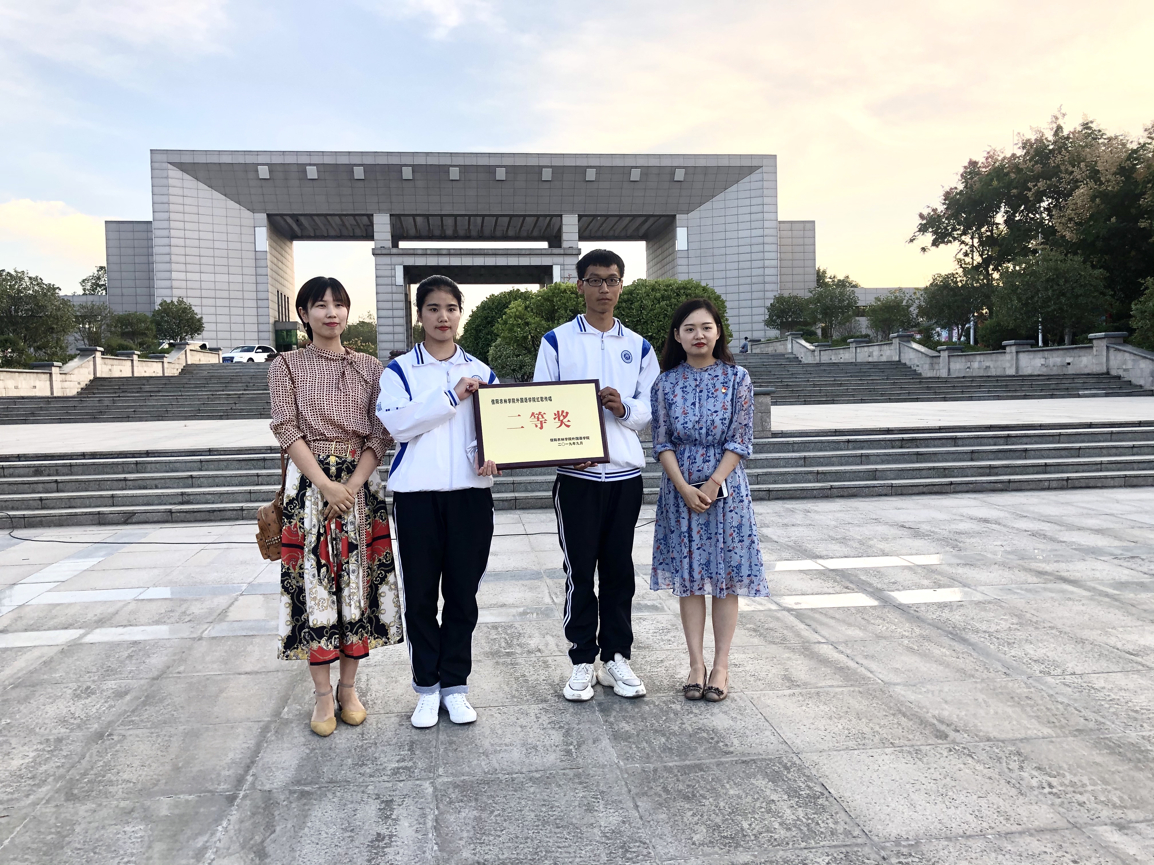 国产成人精品一区二区三区