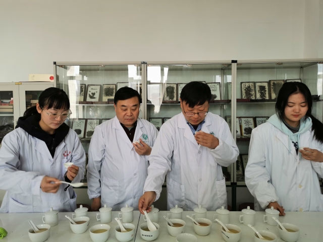 国产成人精品一区二区三区