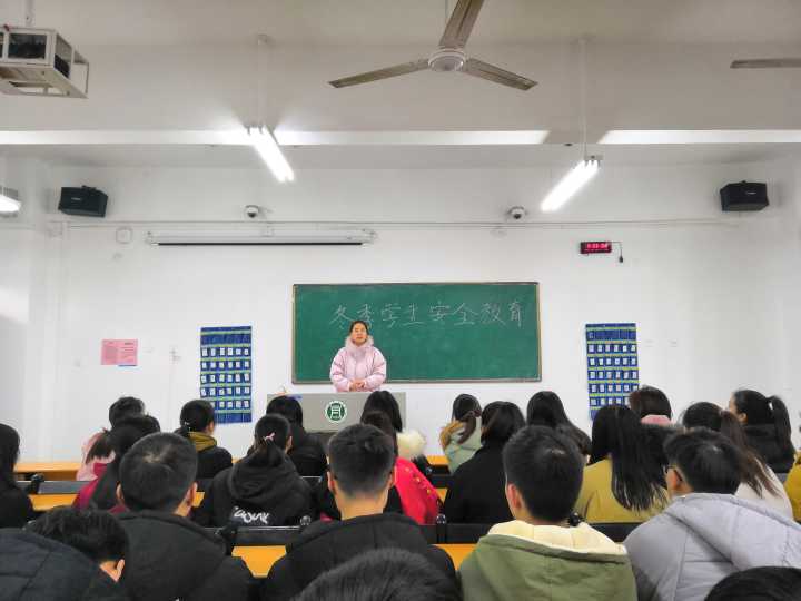 国产成人精品一区二区三区