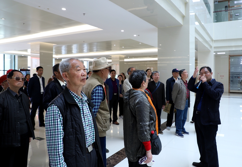 国产成人精品一区二区三区