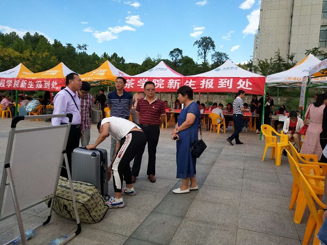 国产成人精品一区二区三区