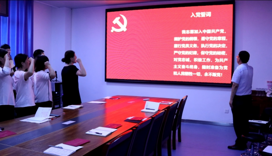 国产成人精品一区二区三区