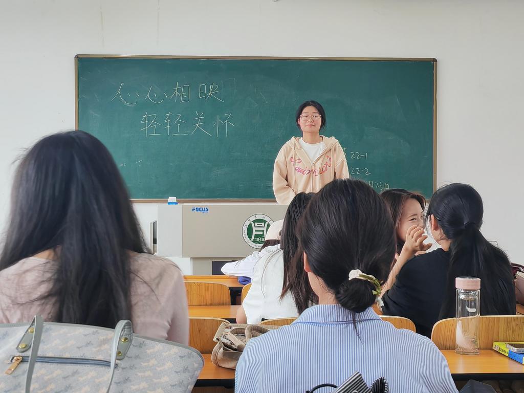 国产成人精品一区二区三区
