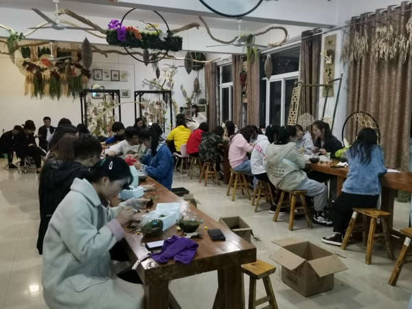 国产成人精品一区二区三区