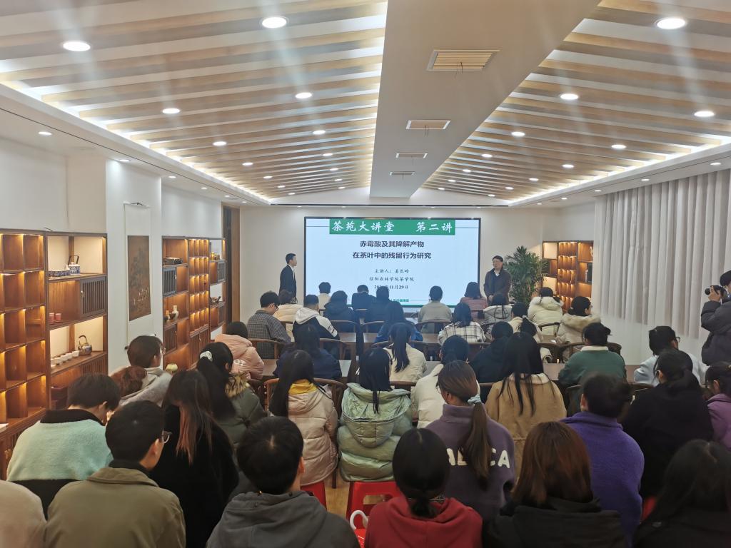国产成人精品一区二区三区