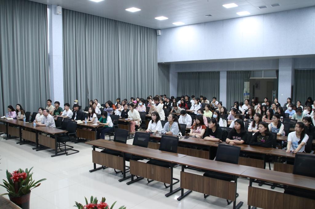 国产成人精品一区二区三区