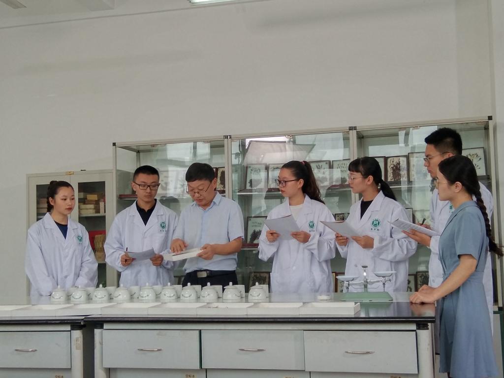 国产成人精品一区二区三区