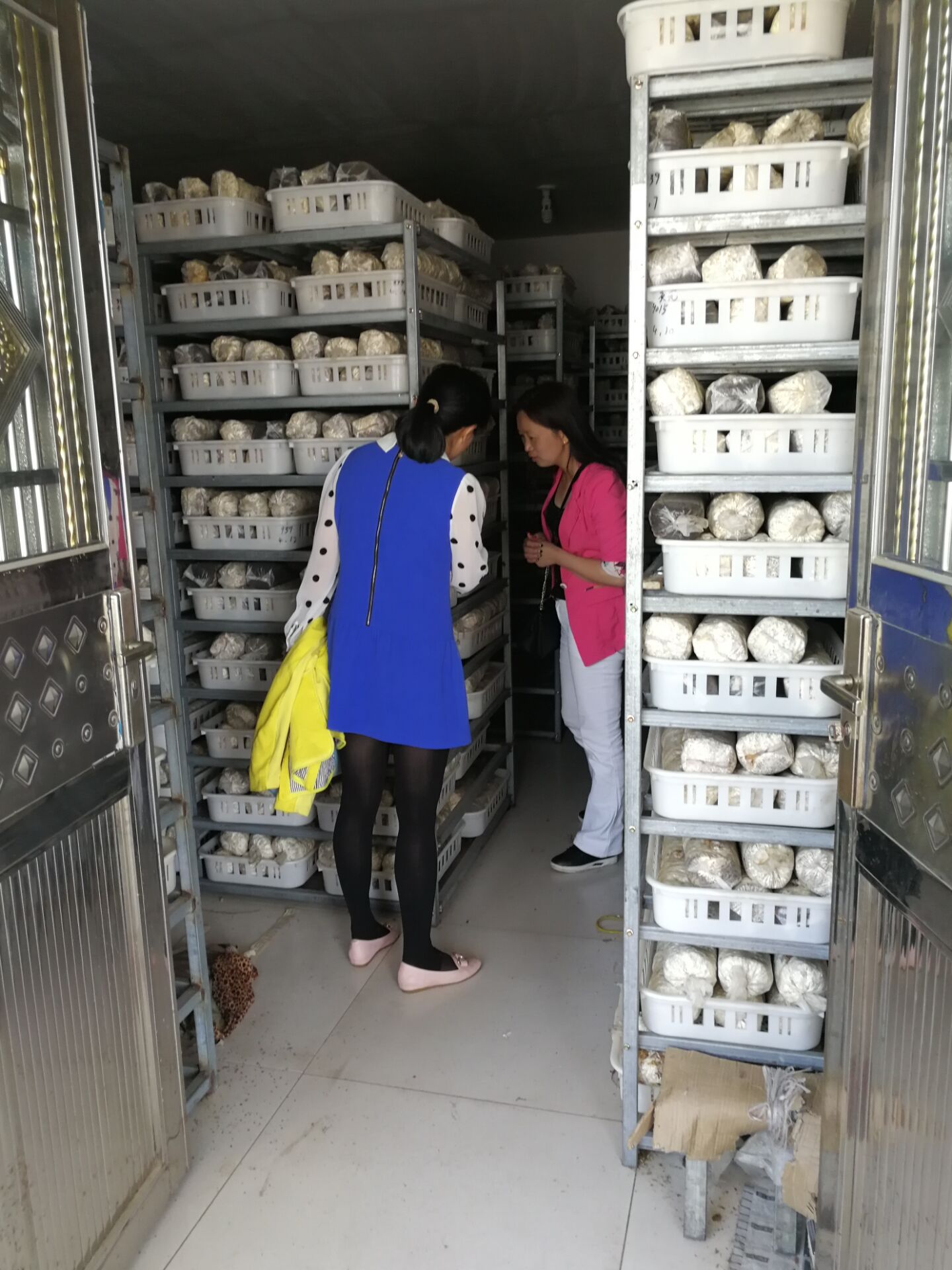 国产成人精品一区二区三区