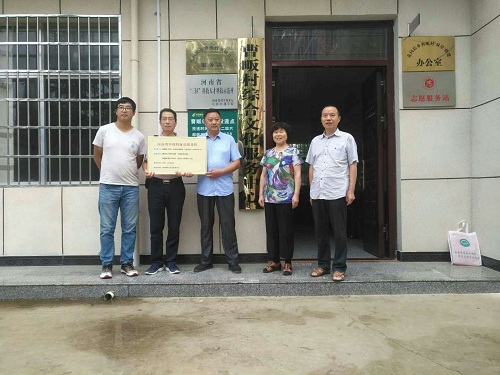 国产成人精品一区二区三区