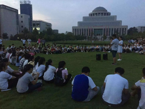 国产成人精品一区二区三区