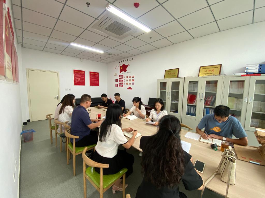 国产成人精品一区二区三区