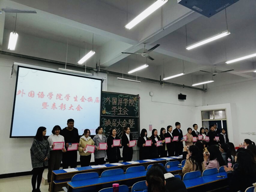 国产成人精品一区二区三区