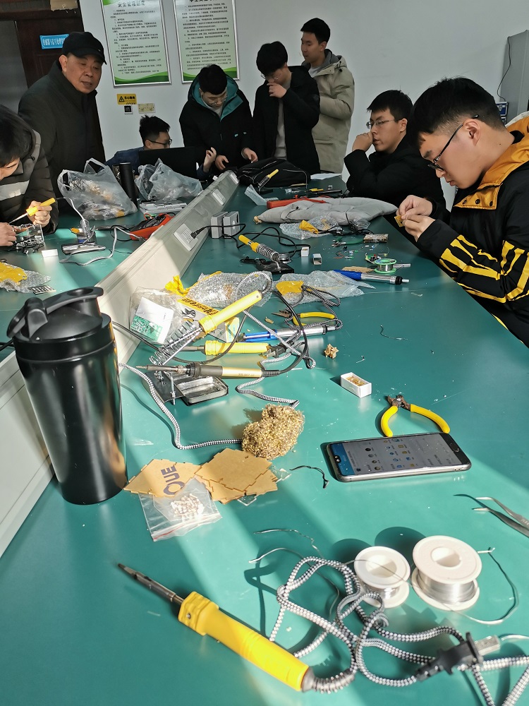 国产成人精品一区二区三区