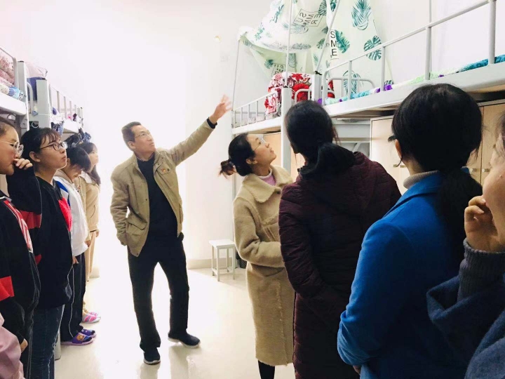 国产成人精品一区二区三区