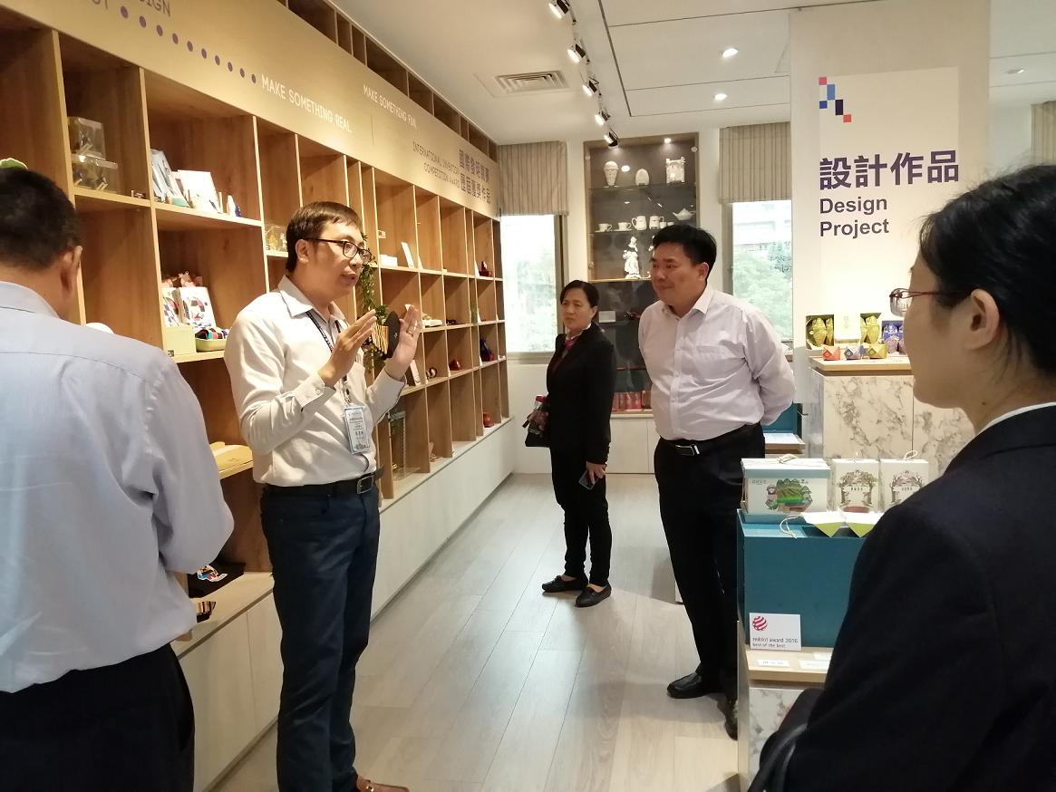 国产成人精品一区二区三区