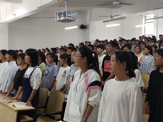 国产成人精品一区二区三区