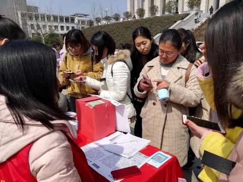 国产成人精品一区二区三区