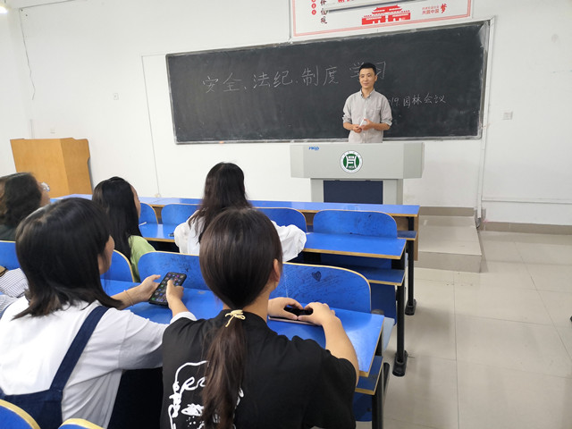 国产成人精品一区二区三区