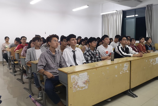 国产成人精品一区二区三区