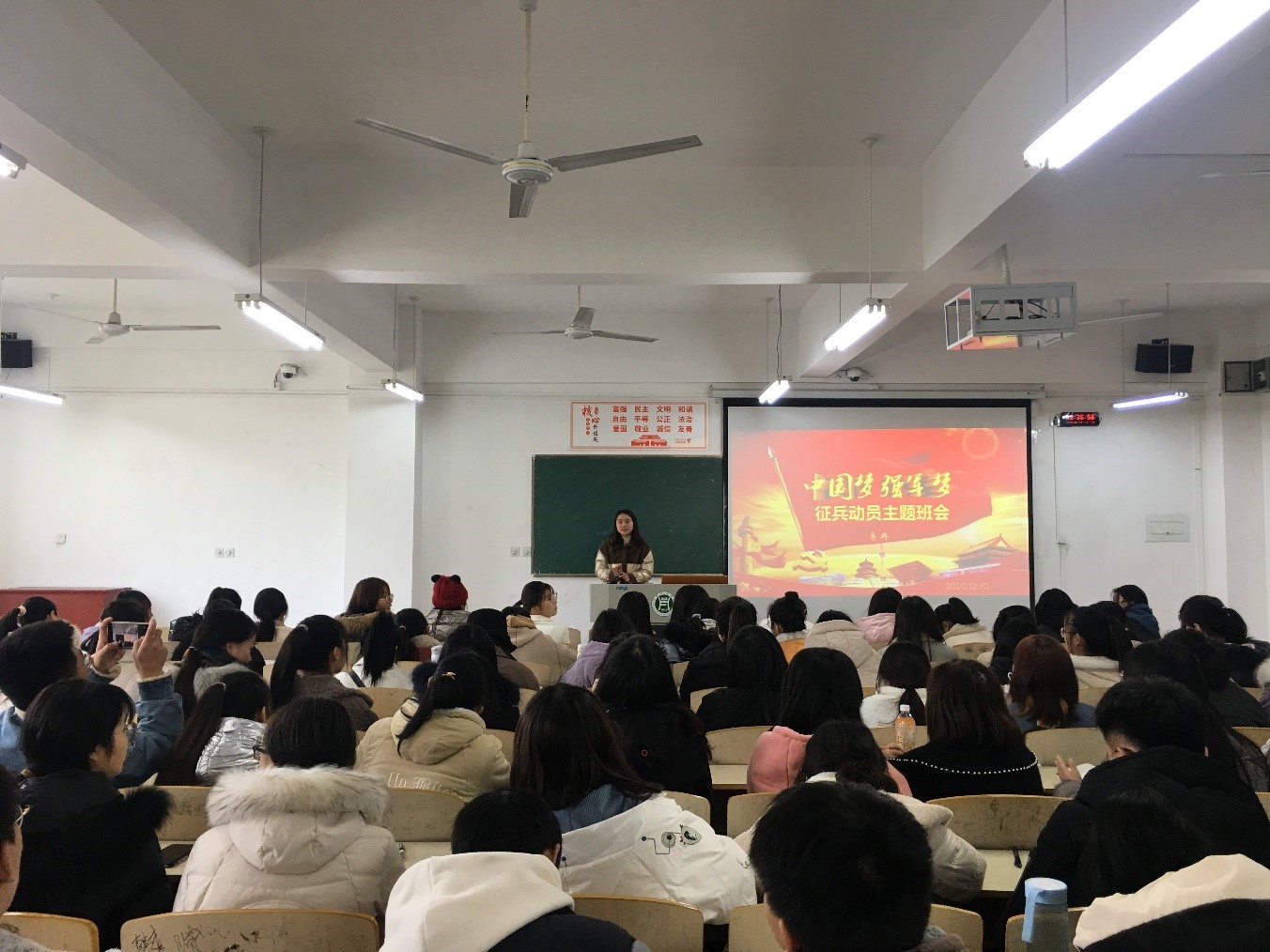 国产成人精品一区二区三区